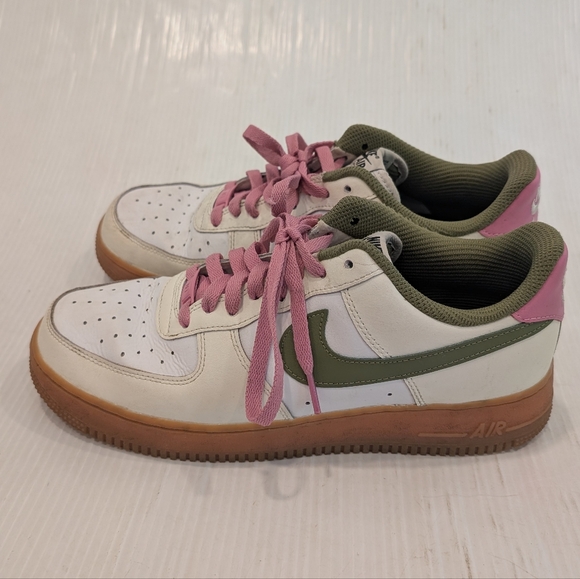Nike Air Force 1 Low White and Olive Sneakers with Pink Accents Size 11